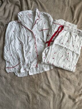 Victoria's Secret White Ski Print Pajama Set with Red Accents